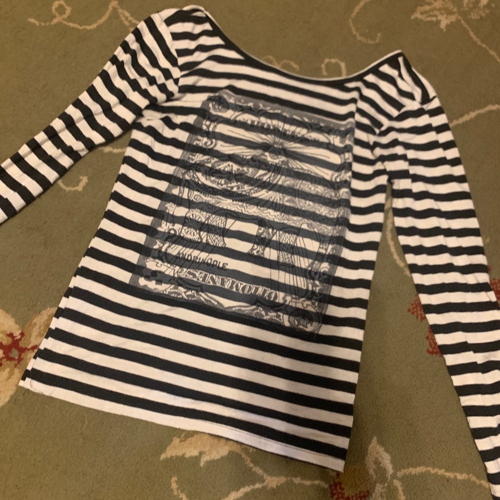 Graphic striped crop top